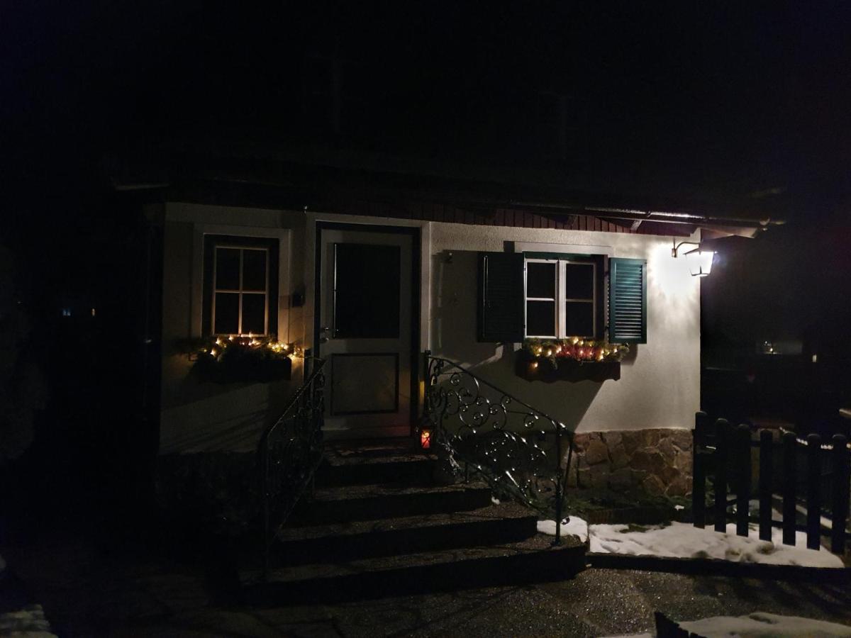 Ferienhaus Waldglueck Gosau Esterno foto